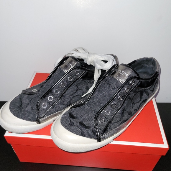 Coach Felix Women's Running Shoe Size 7 M ON SALE NOW - Picture 4 of 6